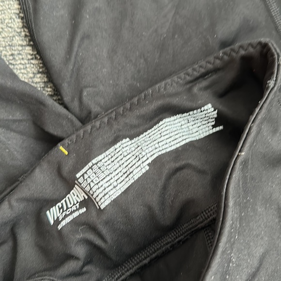 Victoria Secret Sport XS yoga pants - Picture 3 of 3